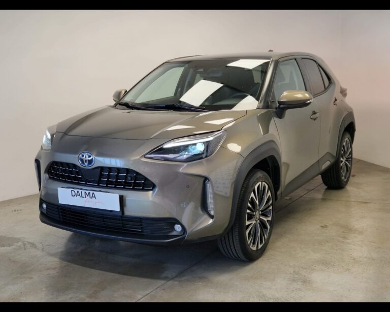 usato Toyota Yaris Cross 1.5h Lounge awd-i 116cv e-cvt