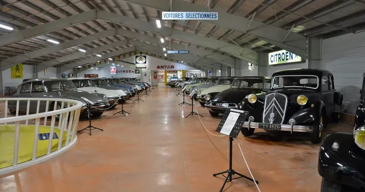 Citroën: alla scoperta del CitroMuseum, una collezione unica con oltre 120 auto storiche