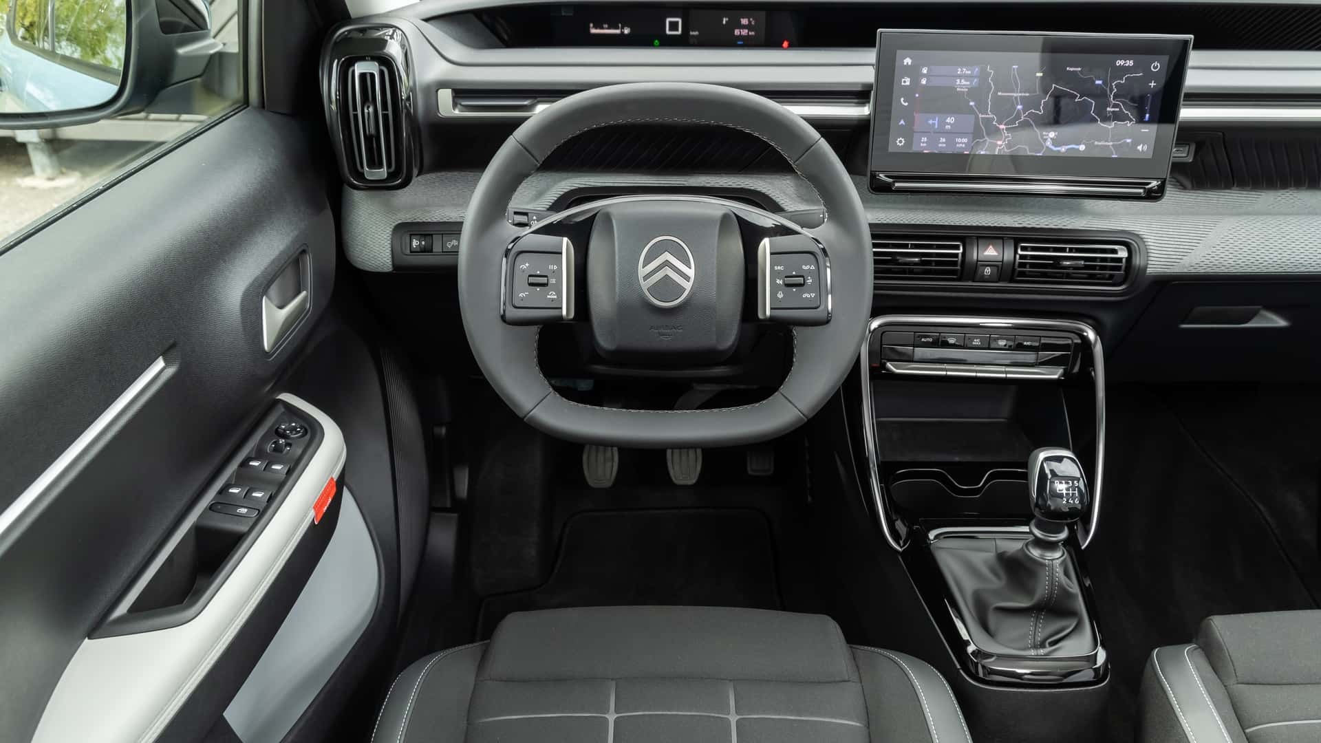 Citroën C3 Benzina vista laterale con altezza da terra maggiorata